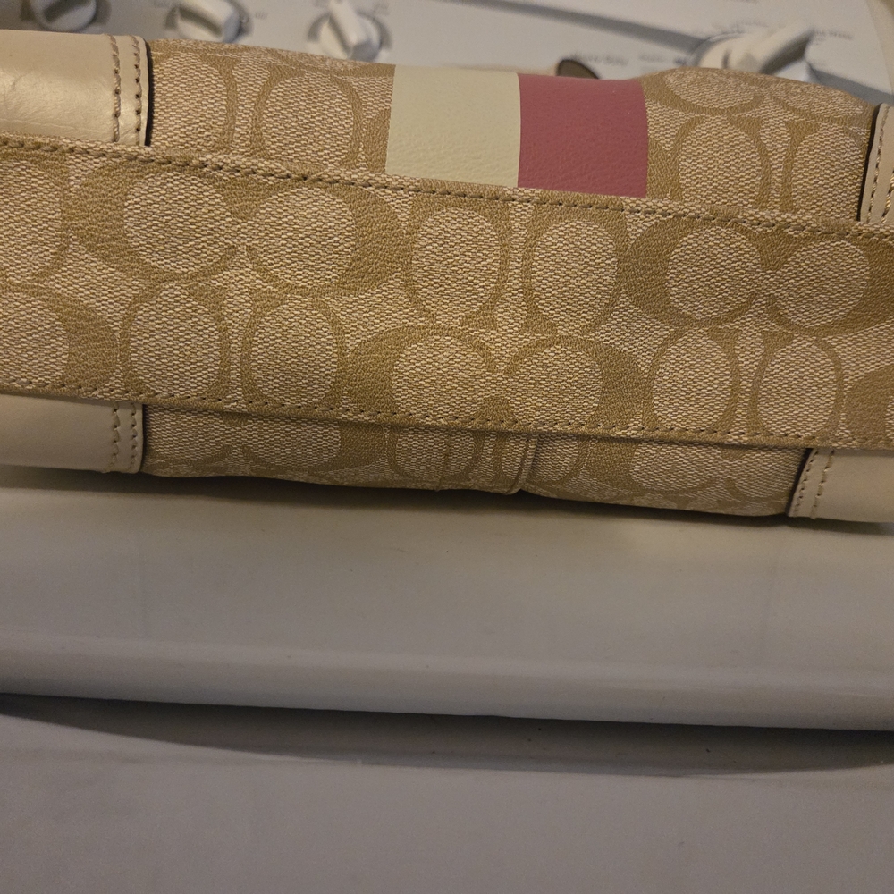 VEUC Coach Chelsea Heritage Leather Shoulder Tote Bag In Beige & Pink Beautiful! - Picture 5 of 11